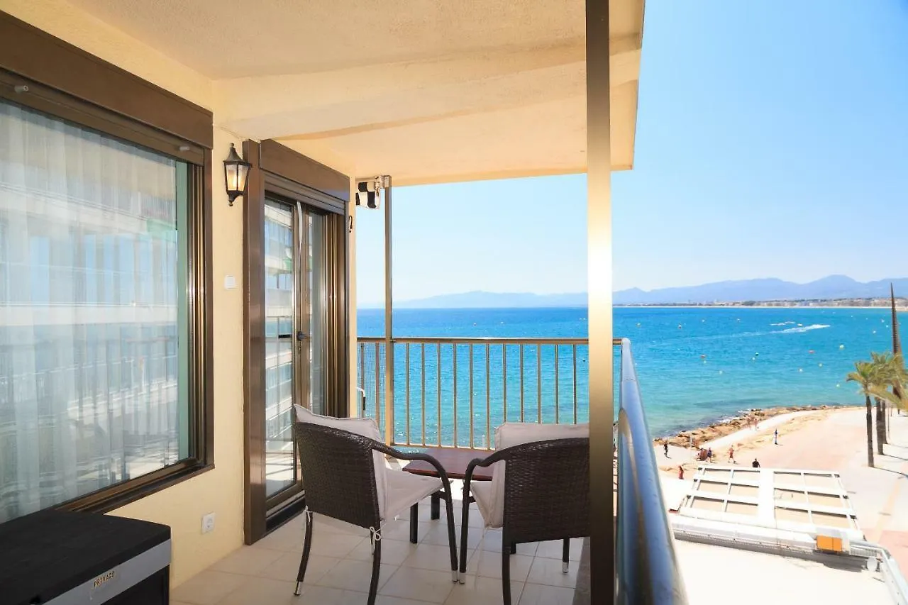 Uhc Acantilados Family Apartments Salou Spagna